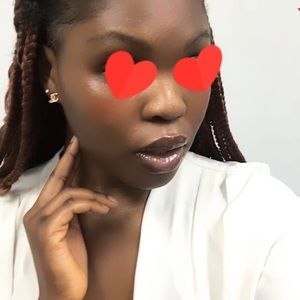 Meet your Posher, Whitney